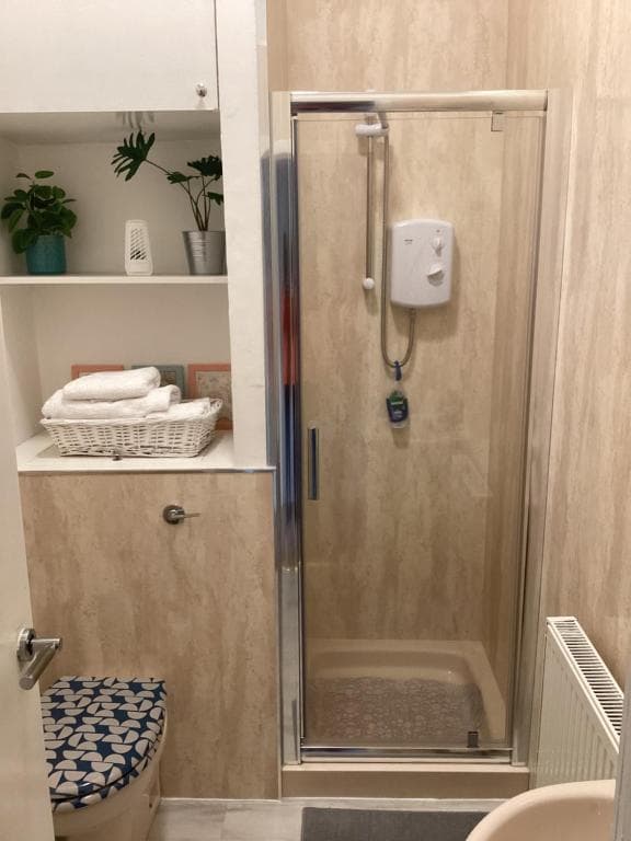 Hillview, Ground floor apartment